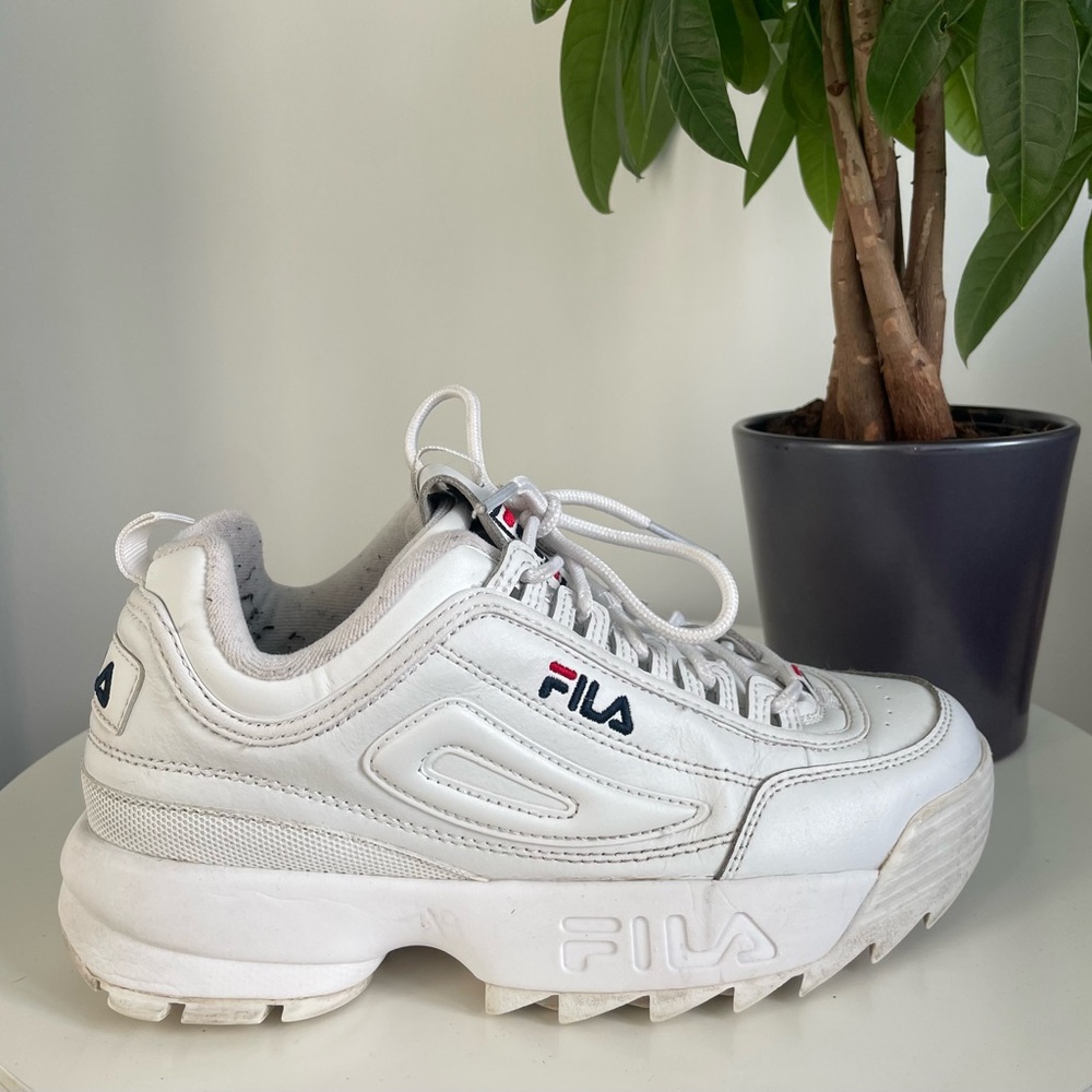 Women Size 7 Fila Disruptor Platform Chunky White Shoes Boy Size 6Y